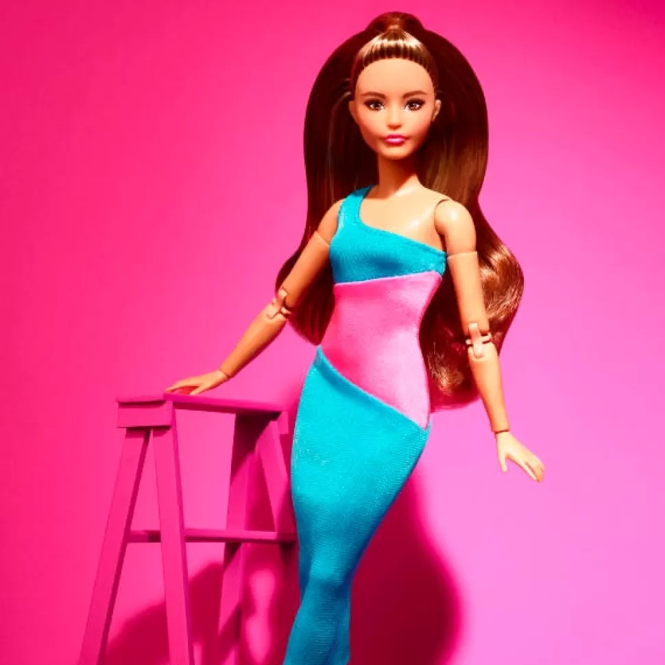 New Brinquedos Barbie Barbie Signature Looks Vestido Largo